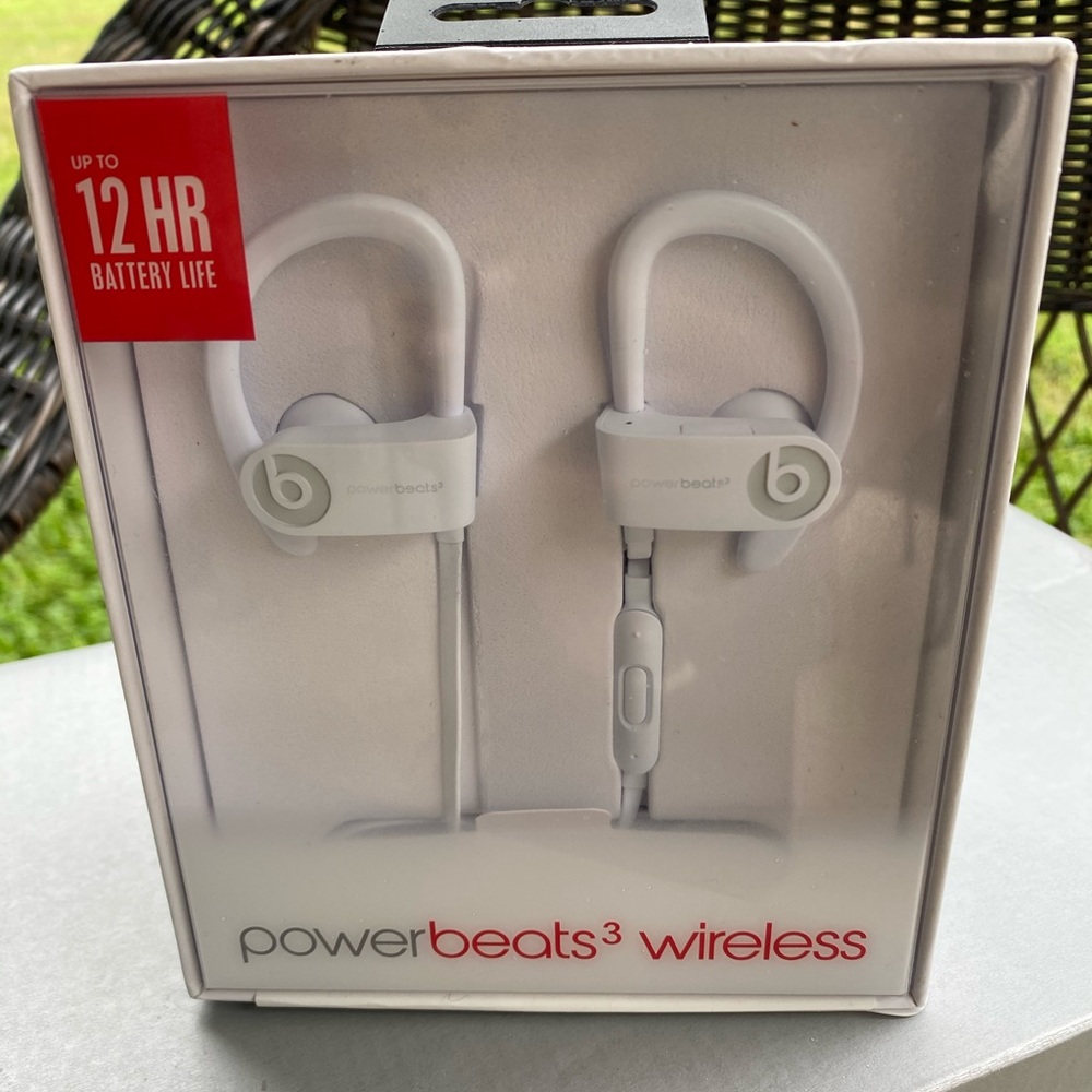 Powerbeats3 Wireless Earphones